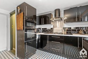 Photo 6- click for photo gallery